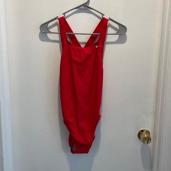 Nike Women's HydraStrong Solid Fastback One Piece Swimsuit - Red - Picture 1 of 5